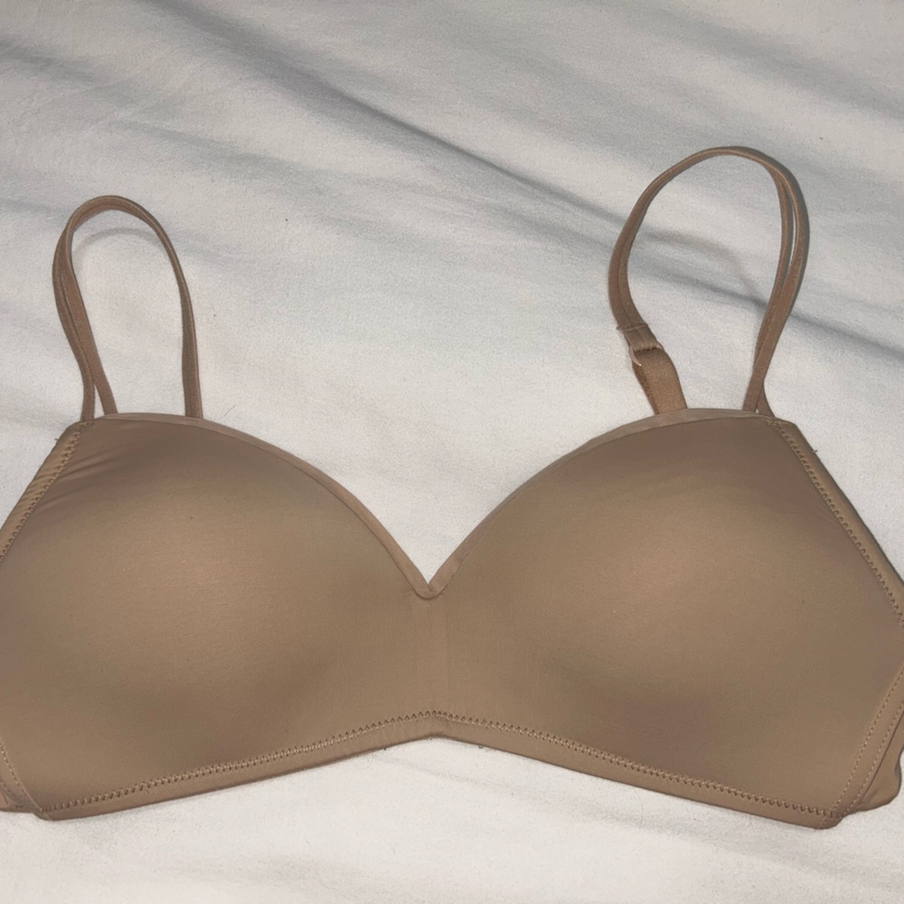 Seamless Tan Bra